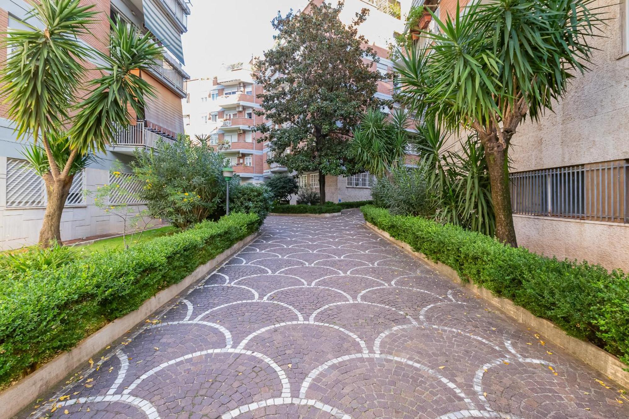 Apartment Rossini Rome