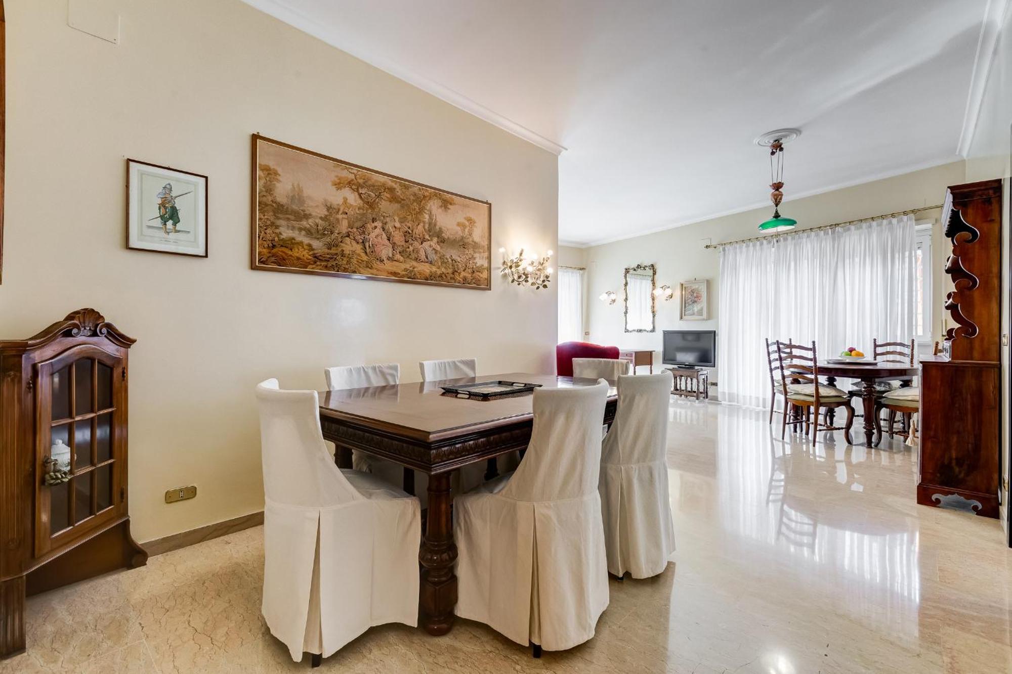 Rossini Apartment
